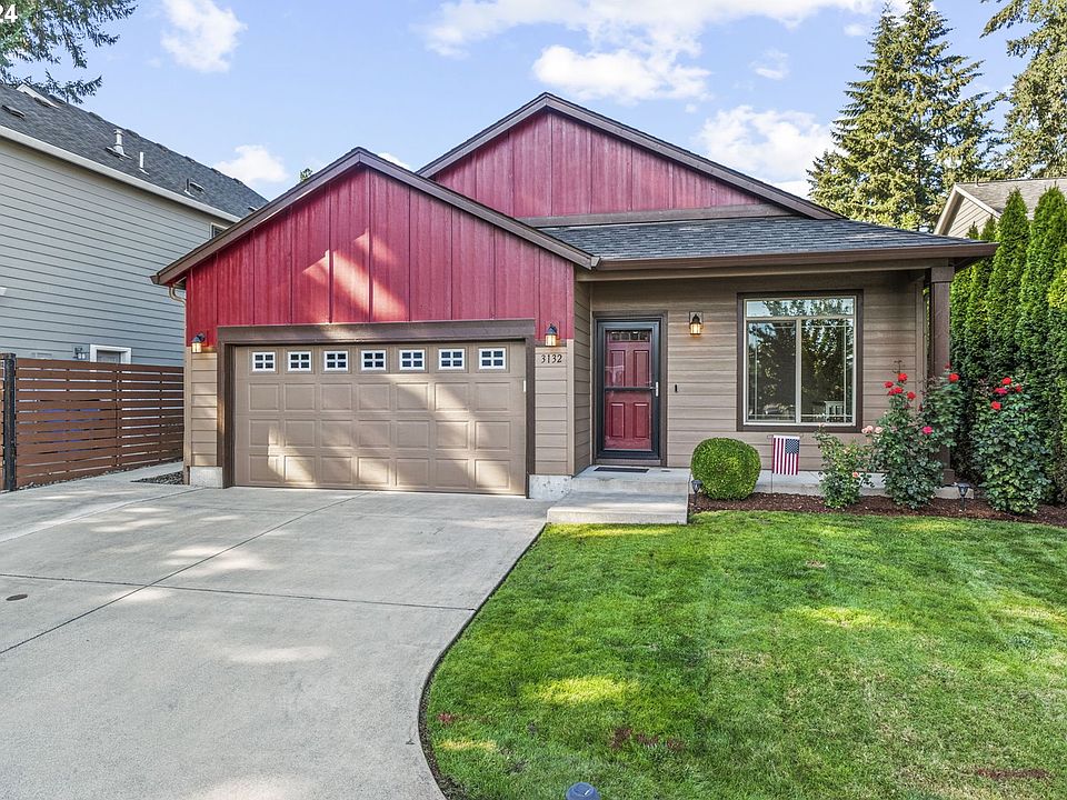 1st image of 3132 NE 120th Ct