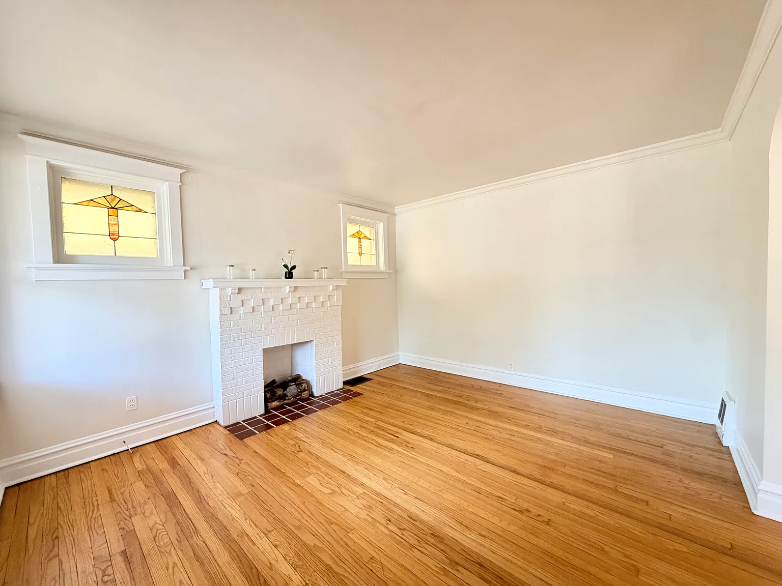 1 bed, 1000 sqft, $1,195 — Photo 2