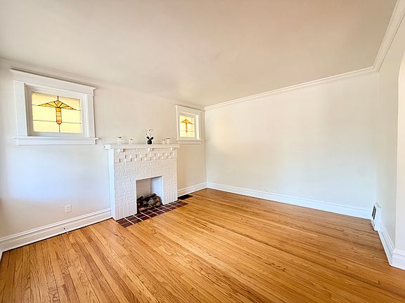 2nd image of 5837 Hampton Ave