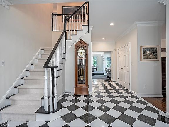 5th image of 938 Governors Rd