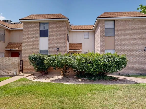 3808 Plainsman Ln, Bryan, TX 77802