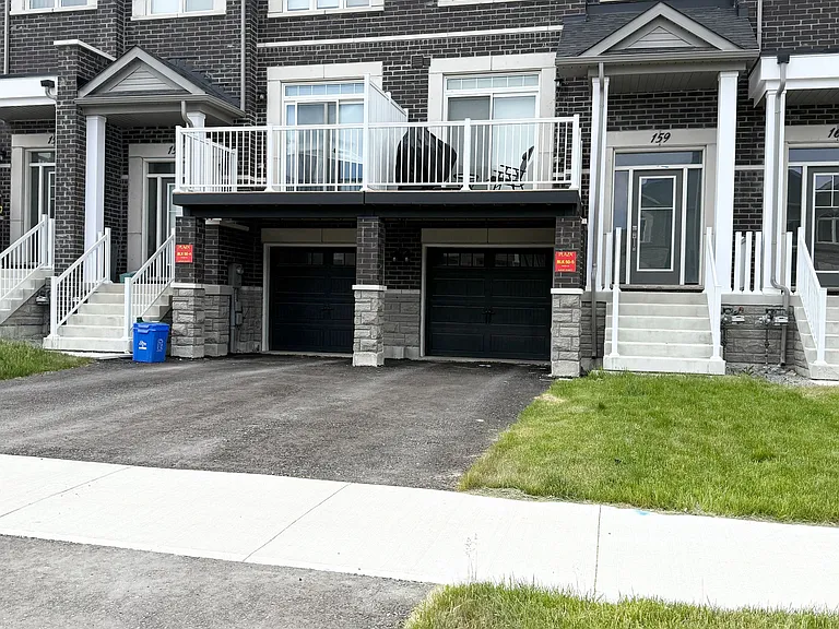 159 Seguin St — Photo 1