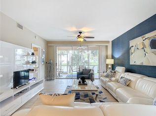 437 Wiggins Lake Ct APT 102, Naples, FL 34110