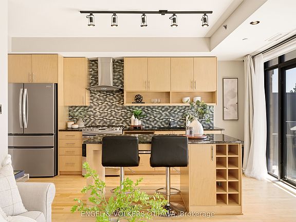 5th image of 808 Bronson Ave #310