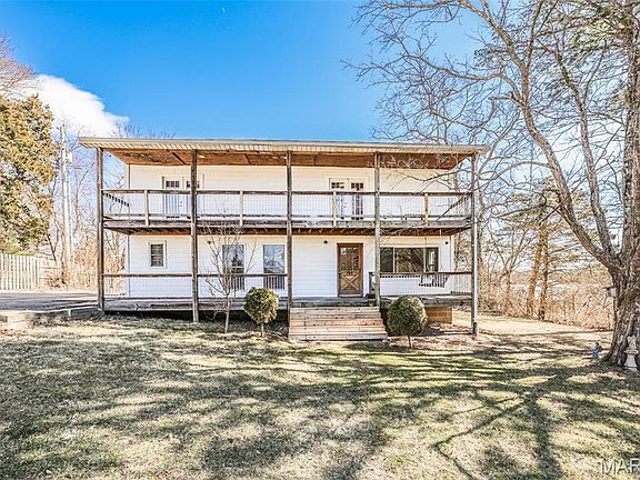 3rd image of 814 Eureka Rd