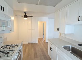 230 W Harvard Blvd APT 4, Santa Paula, CA 93060
