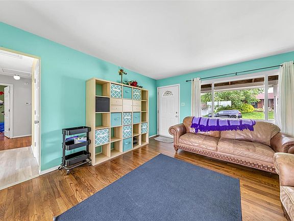 5th image of 5422 Cherryview Ln