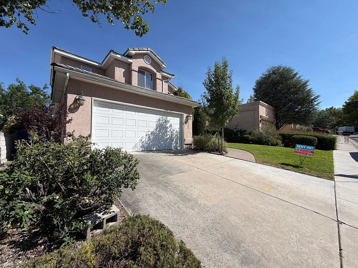 3 Bedroom Home Available in Tanoan Near Academy Rd NE & Lowell St NE! — Photo 3