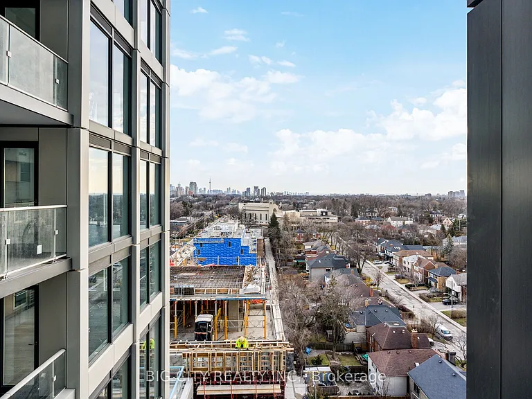 2020 Bathurst St #1202 — Photo 26