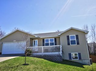470 E Sackets Rd, Columbia, MO 65202