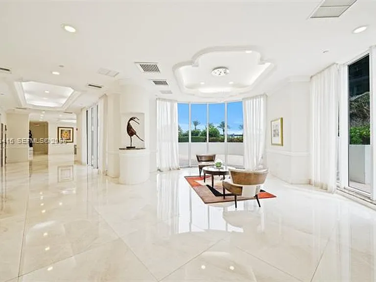18671 Collins Ave #CU-2103 — Photo 20