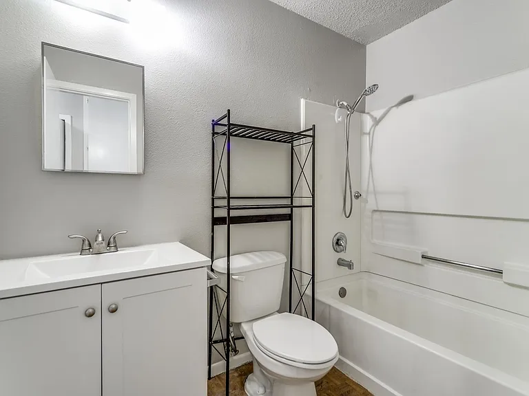 7359 Corian Park Dr — Photo 21