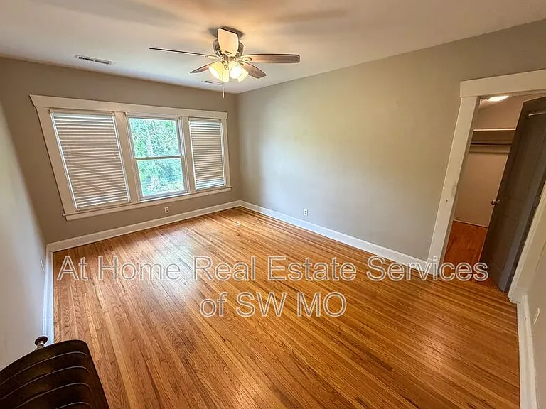 1005 S Roanoke Ave — Photo 10