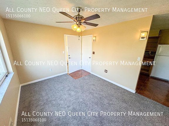 3rd image of 21 Valleyview Dr Unit A