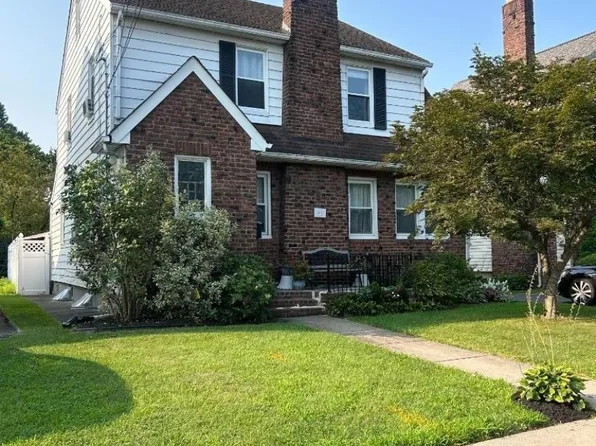 17 Ferncliff Rd, Bloomfield Twp., NJ 07003