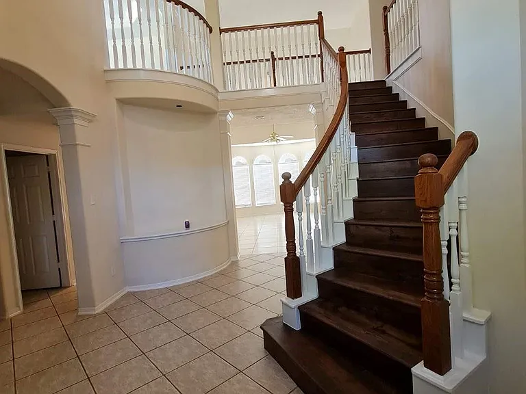 503 Nadia Way — Photo 28