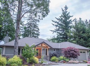 142 S Bay Ln, Port Ludlow, WA 98365