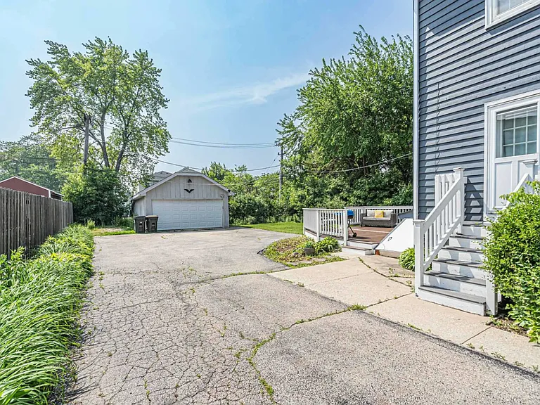 408 S Mitchell Ave — Photo 29