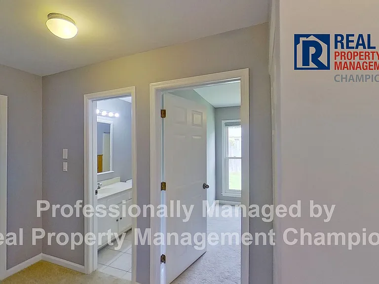 95 Eastgate Dr — Photo 15