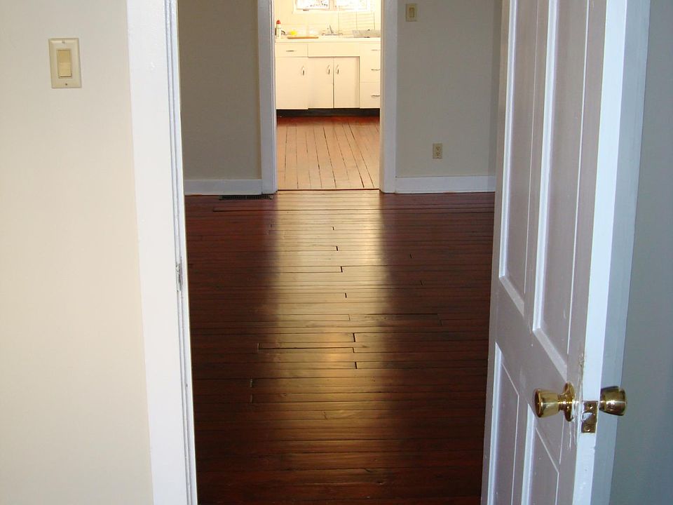 1st image of 31 River St