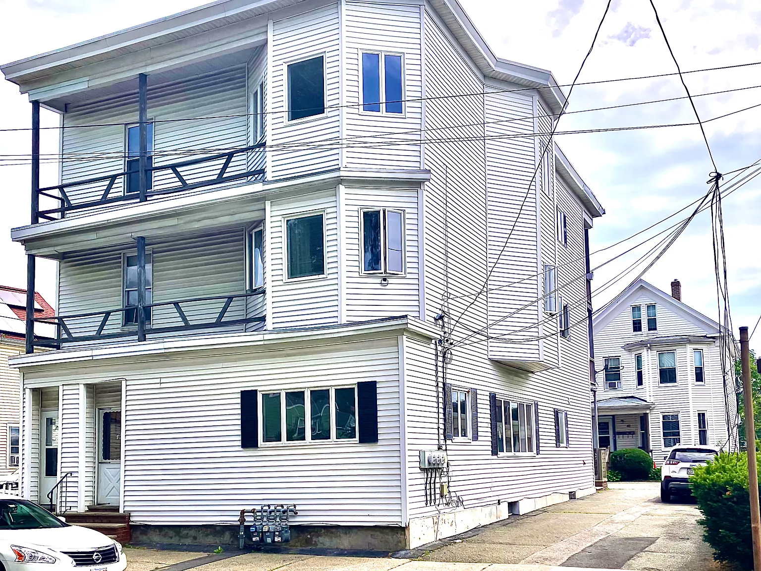 3 bed, 1464 sqft, $2,800 — Photo 1
