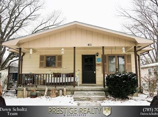 411 Spruce St, Wamego, KS 66547