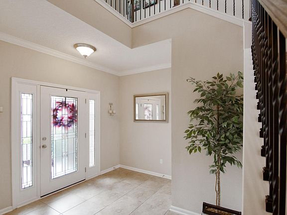5th image of 402 Forest Meadow Ln
