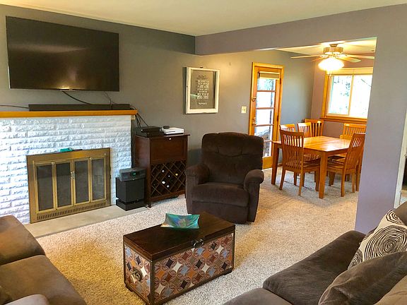 Family Room / Dining Room