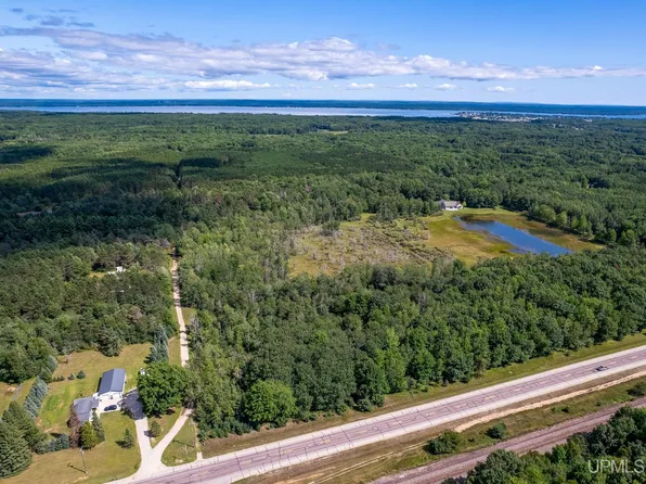 0 State Highway M35, Gladstone, MI 49837