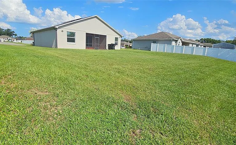 240 Solis Dr — Photo 14