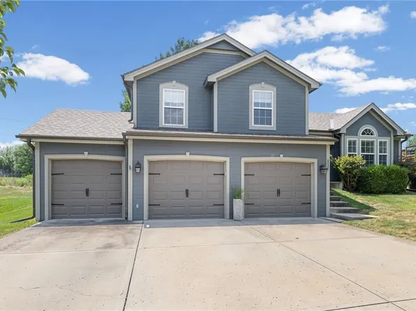 8005 NE 104th Ter, Kansas City, MO 64157