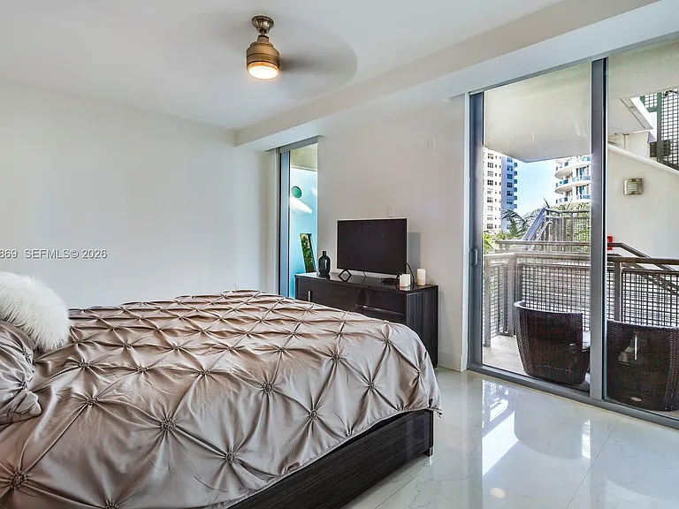 6000 Collins Ave #346 — Photo 16