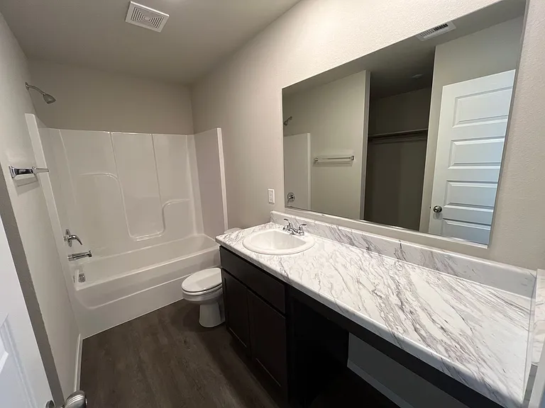 1106 W Odessa Rd — Photo 10