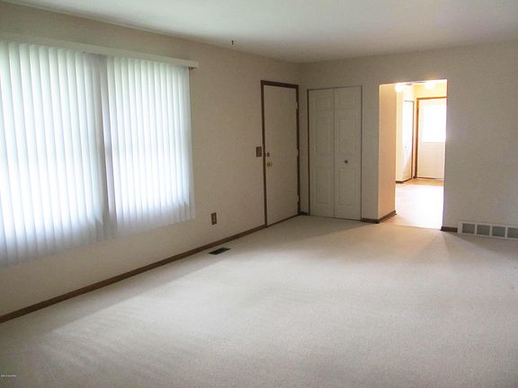 5th image of 634 Southland Ave