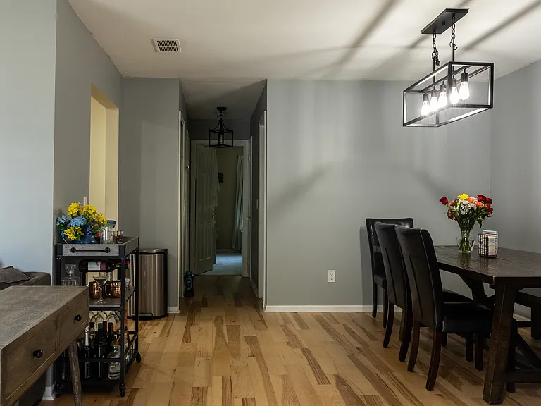 166 Jamestown Rd — Photo 6