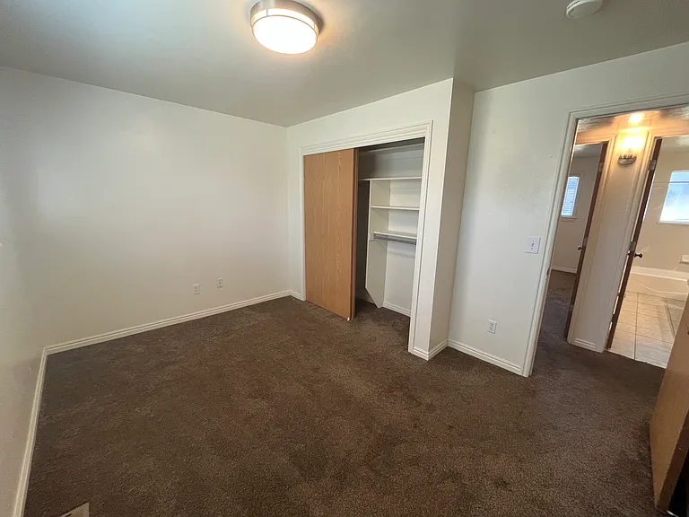 171 E 850 S #171 — Photo 10
