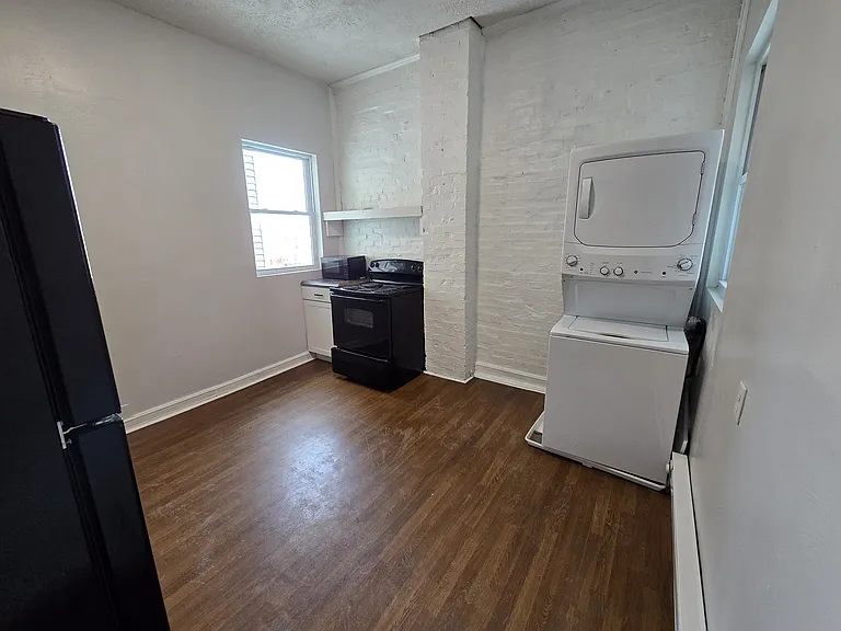 526 E 8th Ave #3 — Photo 3