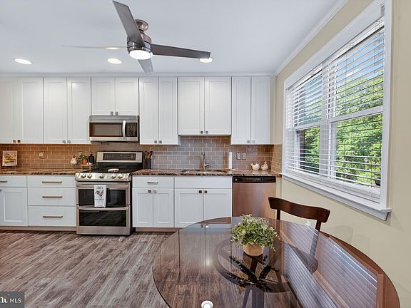 4th image of 9333 Pan Ridge Rd