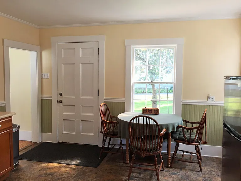 14 S Chestnut St — Photo 15