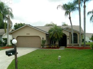 13130 Regent Cir, Fort Myers, FL 33966