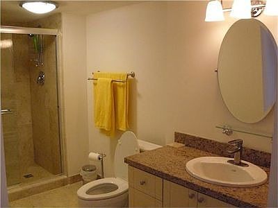 5th image of 1717 N Bayshore Dr APT 2746