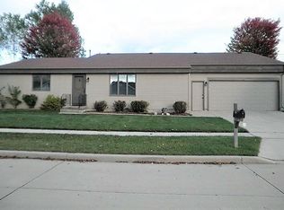 2301 Virginia Dr, Manitowoc, WI 54220