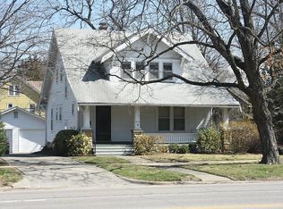 1512 Massachusetts St, Lawrence, KS 66044