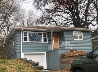 2965 Ed Creighton Ave, Omaha, NE 68105