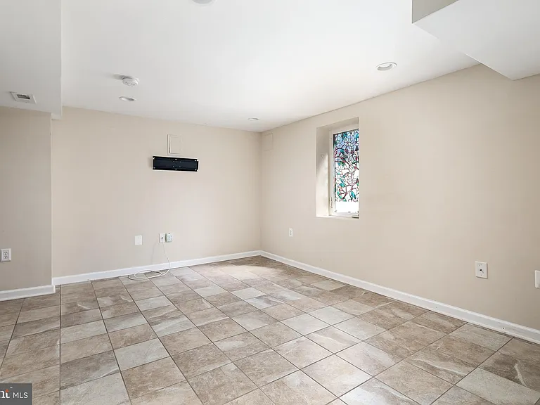 4428 Vermont Ave — Photo 29