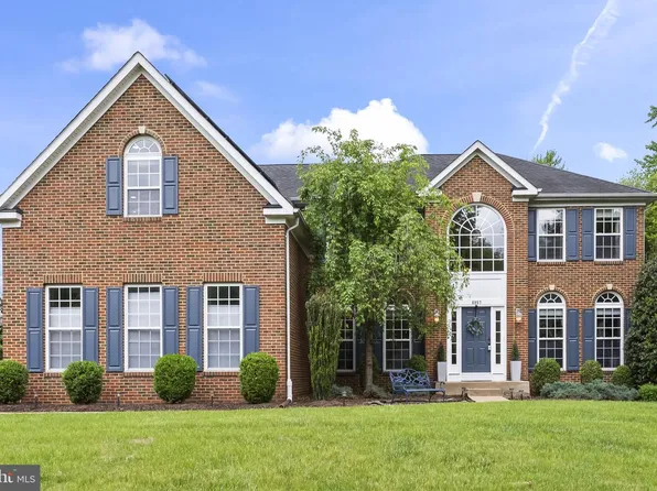 6857 Emma Ct, Warrenton, VA 20187