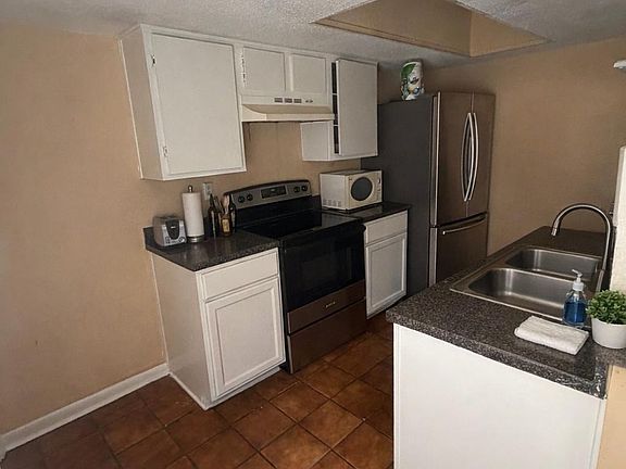 4th image of 781 Country Place Dr APT 1073