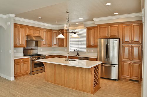 2nd image of 1225 Vienna Dr Spc 180