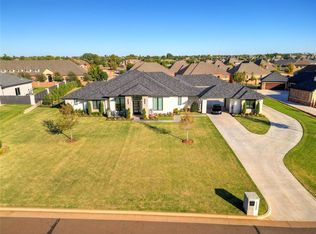 15608 Laguna Dr, Edmond, OK 73013