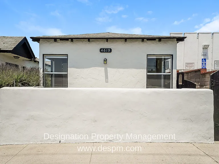 Eagle Rock Blvd. — Photo 16